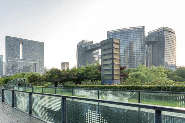 “脱碳”行动指南：发展绿色建筑！(图1)