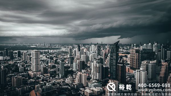 裕乾楼宇自控系统稳定性说明(投标可用)(图1) bird_s-eye view photography of towers.jpg