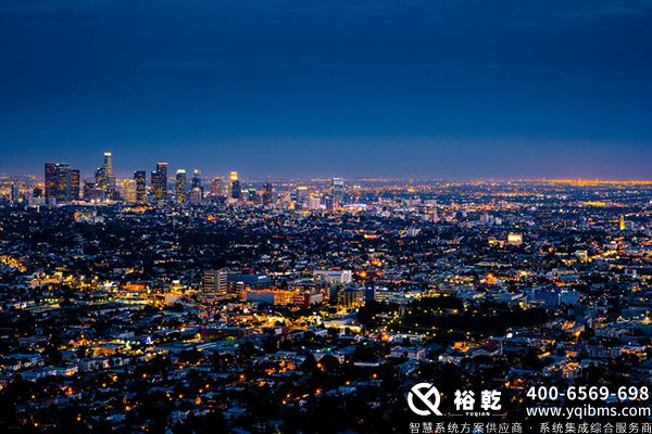 2026楼宇自控系统厂家排名,国产替代迎来全新格局(图1) aerial photography of cityscape at night.jpg
