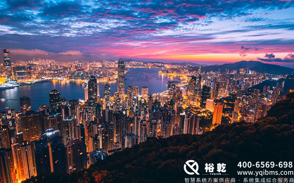 2026智能建筑楼宇自控十大品牌 国产替代大潮下谁主沉浮?(图1) aerial photography of city buildings.jpg
